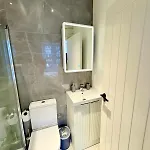 Apartment Stunning Ground Floor Flat With Garden Bristol