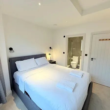 شقة Super Modern Ground Floor Flat Near Centre *