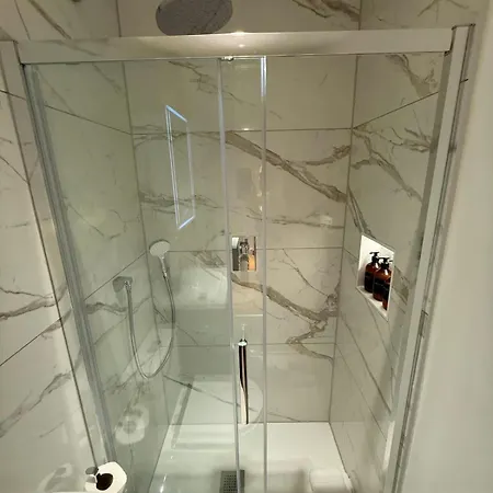 Apartamento Stunning Ground Floor Flat With Garden